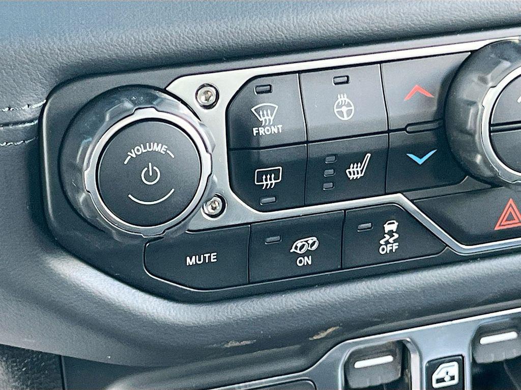 new 2026 Jeep Wrangler car, priced at $80,025