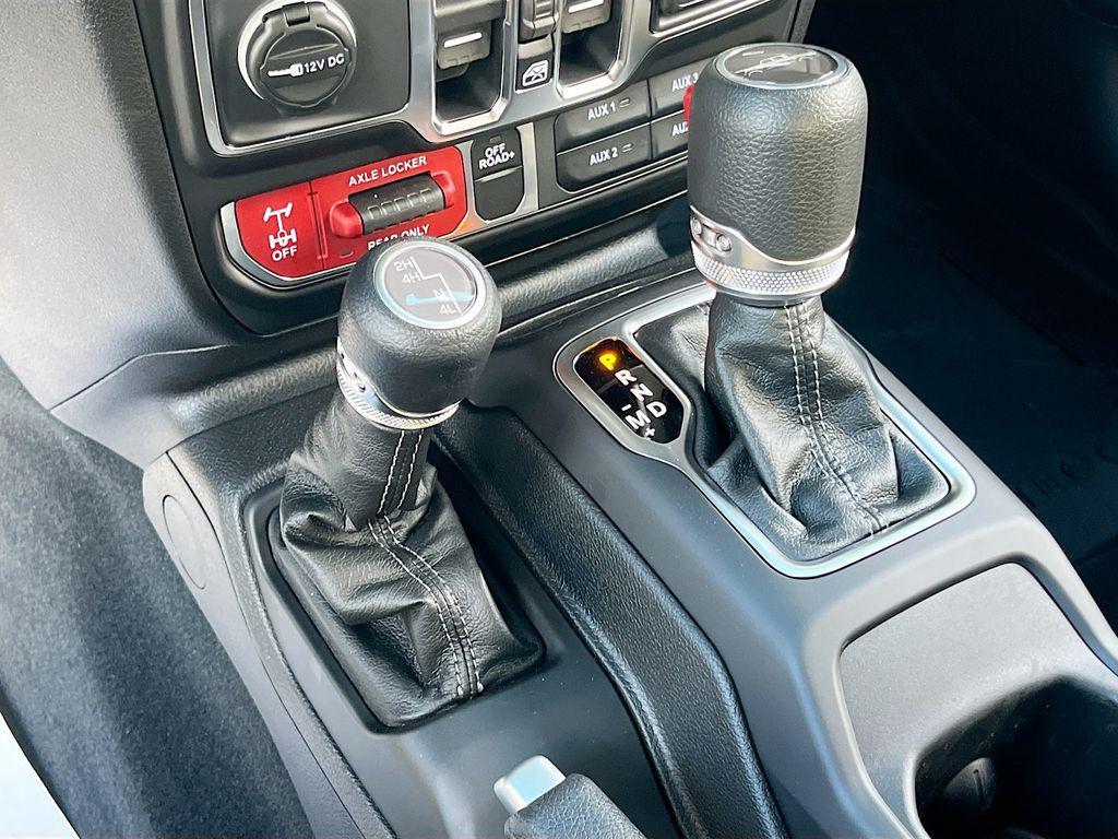 new 2026 Jeep Gladiator car, priced at $53,460