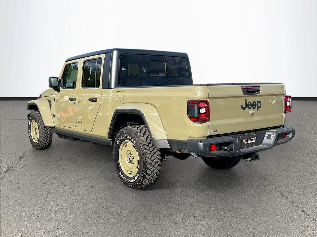 new 2026 Jeep Gladiator car, priced at $53,460
