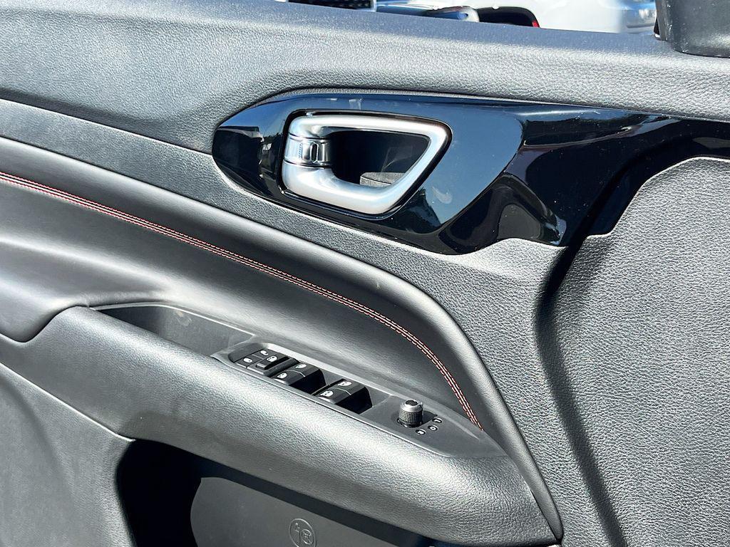 new 2026 Jeep Compass car, priced at $31,306