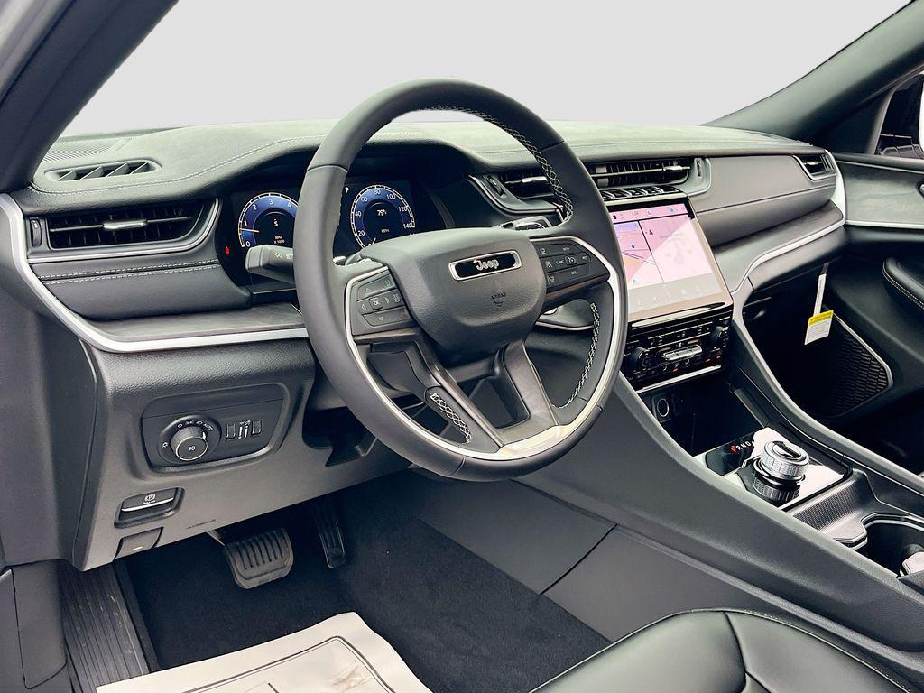 new 2025 Jeep Grand Cherokee L car, priced at $40,803