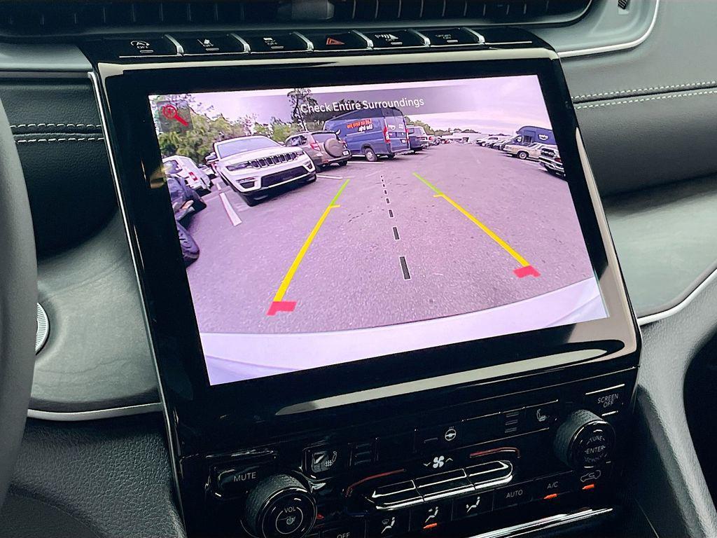 new 2025 Jeep Grand Cherokee L car, priced at $40,803