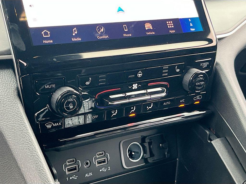 new 2025 Jeep Grand Cherokee L car, priced at $40,803