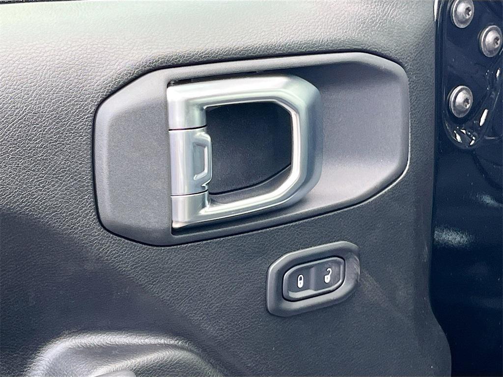 new 2026 Jeep Wrangler car, priced at $36,942