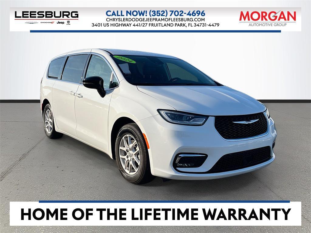 used 2024 Chrysler Pacifica car, priced at $30,241