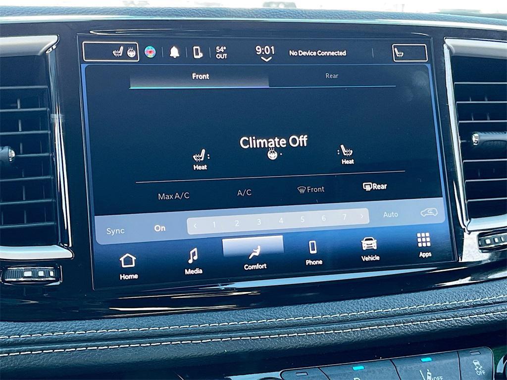 used 2024 Chrysler Pacifica car, priced at $30,241