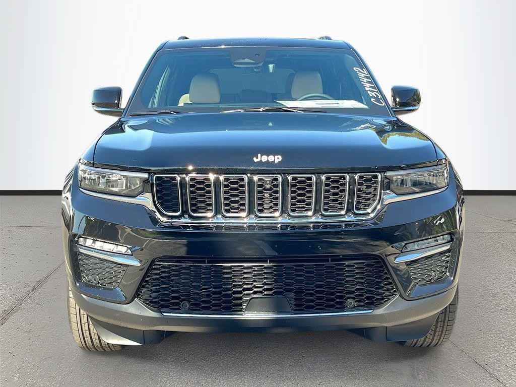 new 2025 Jeep Grand Cherokee car, priced at $39,787