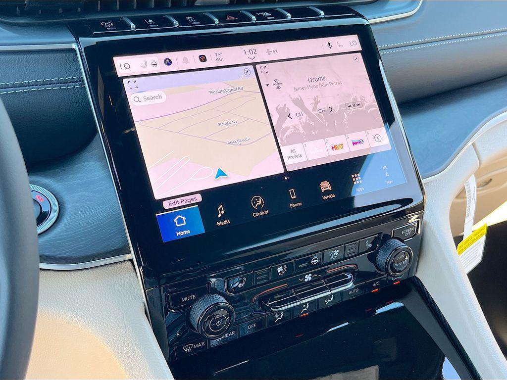 new 2025 Jeep Grand Cherokee car, priced at $39,787