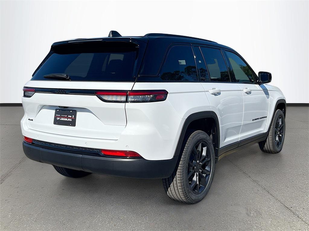 new 2025 Jeep Grand Cherokee car, priced at $41,922