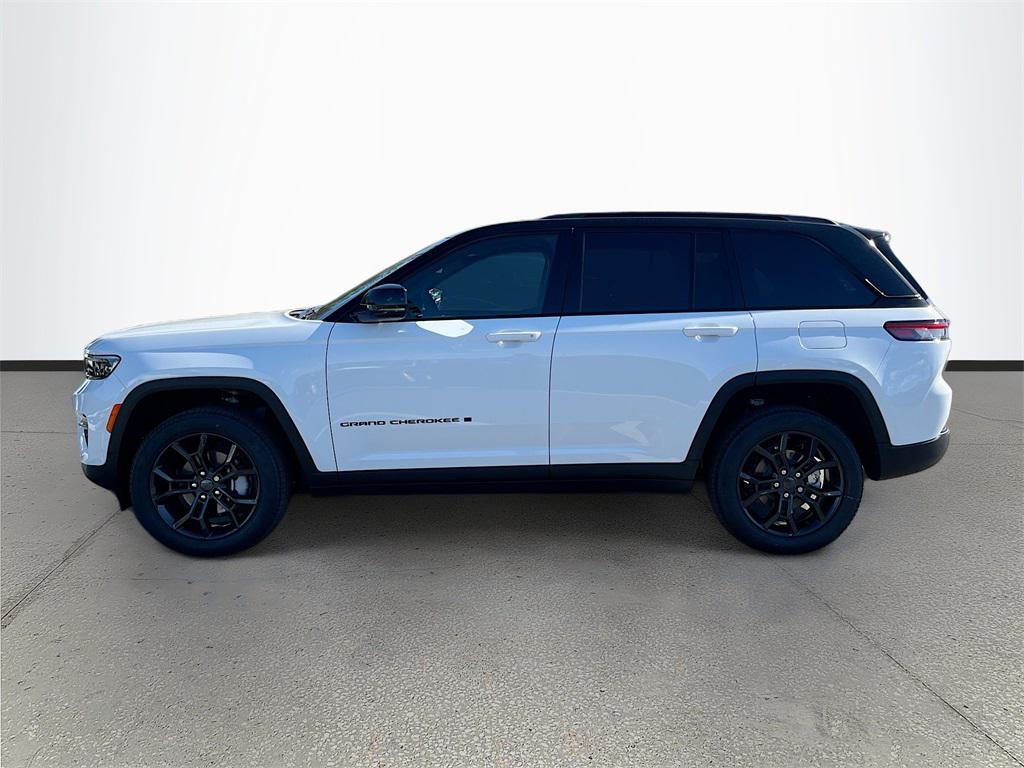 new 2025 Jeep Grand Cherokee car, priced at $41,922