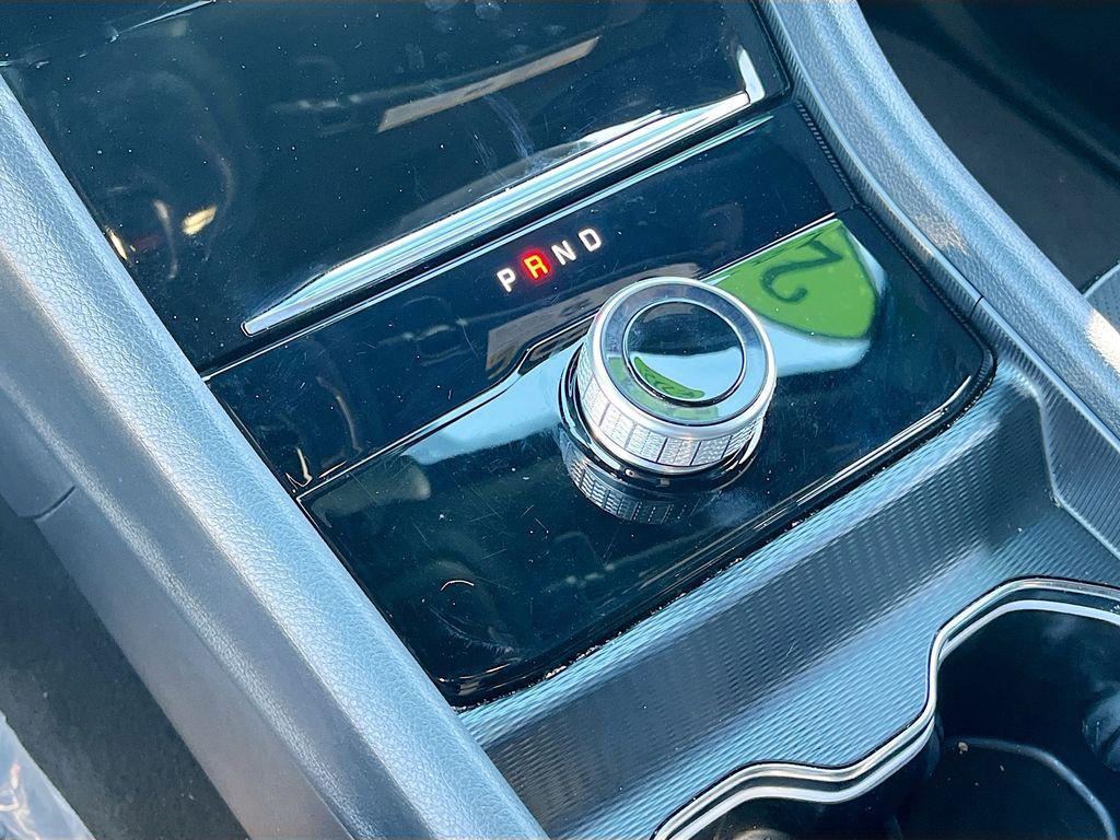 used 2025 Jeep Grand Cherokee car, priced at $34,591