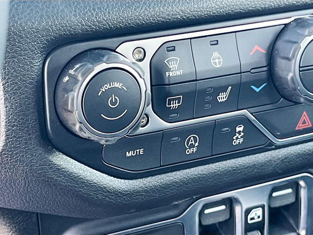 new 2026 Jeep Wrangler car, priced at $77,576