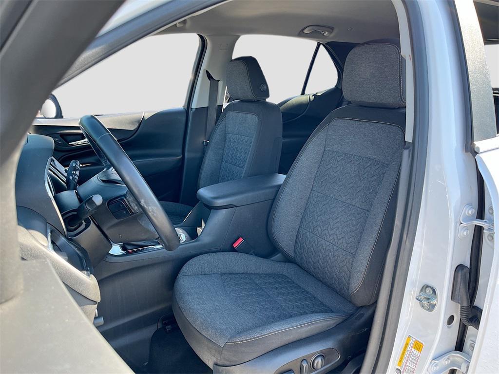 used 2022 Chevrolet Equinox car, priced at $17,080