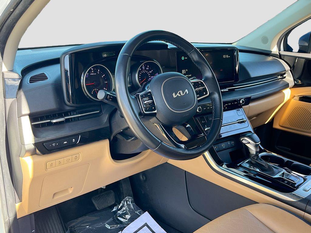 used 2022 Kia Carnival car, priced at $23,076