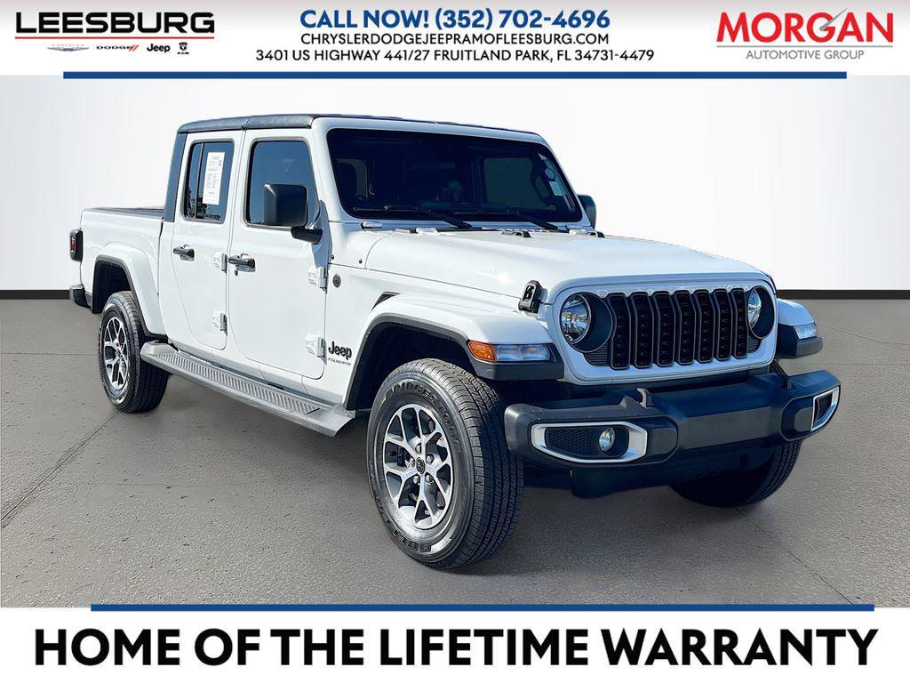 used 2024 Jeep Gladiator car, priced at $31,291