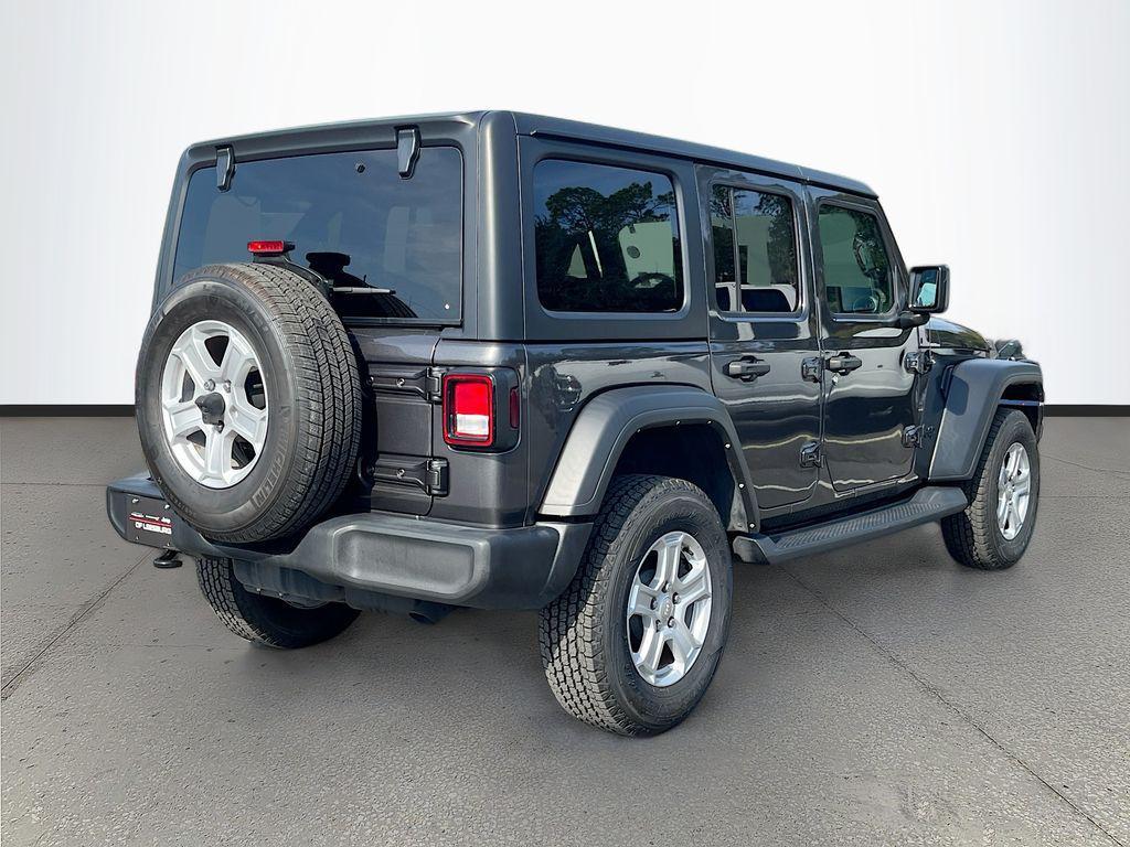 used 2022 Jeep Wrangler Unlimited car, priced at $27,572