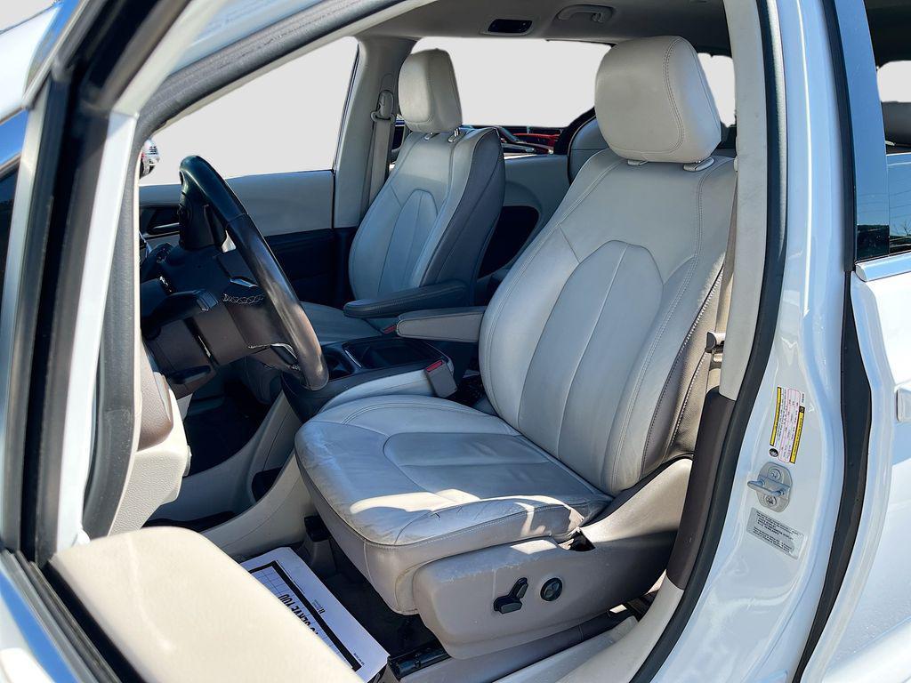 used 2017 Chrysler Pacifica car, priced at $8,029