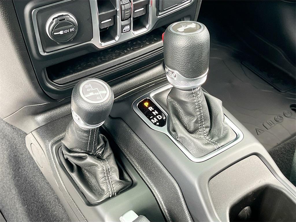 new 2026 Jeep Wrangler car, priced at $33,236