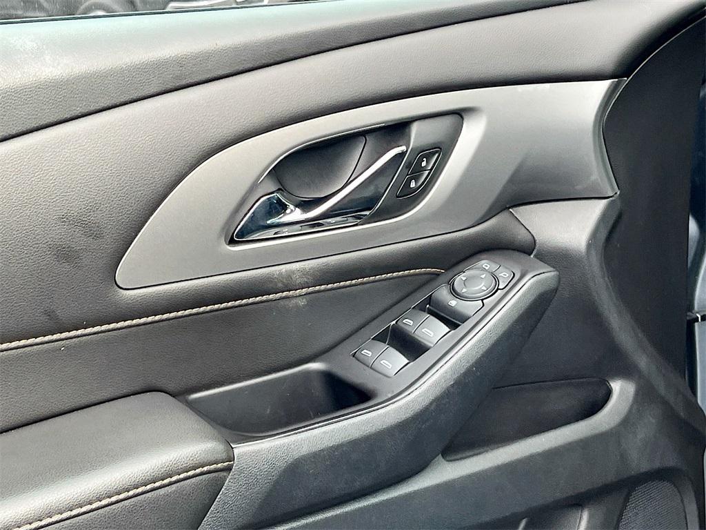 used 2019 Chevrolet Traverse car, priced at $14,995