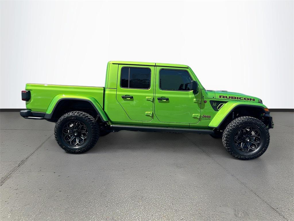 new 2025 Jeep Gladiator car, priced at $58,878