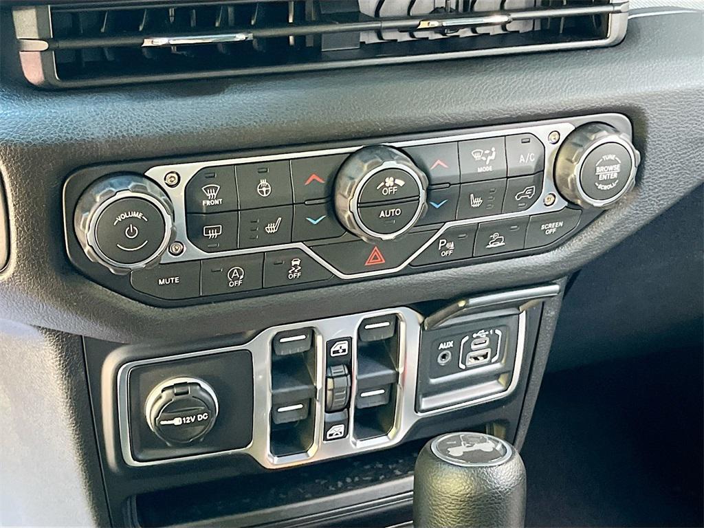 new 2026 Jeep Wrangler car, priced at $49,471