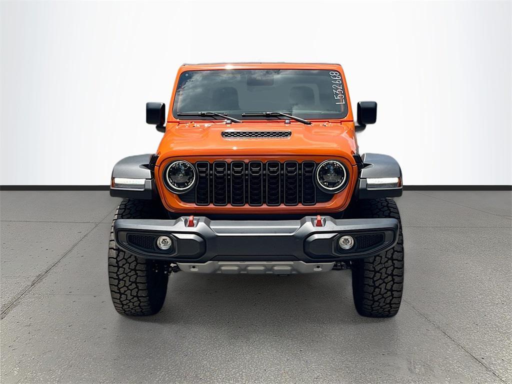 new 2025 Jeep Gladiator car, priced at $43,692