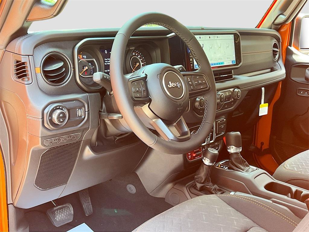 new 2025 Jeep Gladiator car, priced at $43,692
