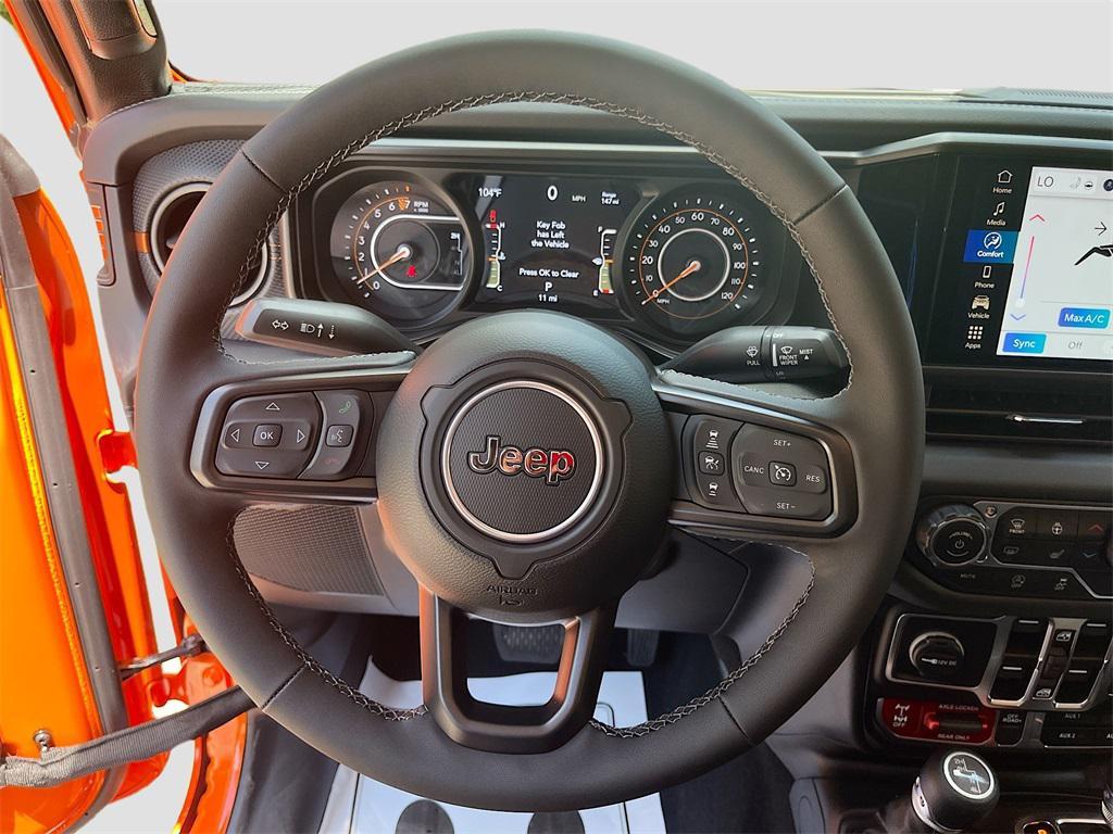 new 2025 Jeep Gladiator car, priced at $43,692