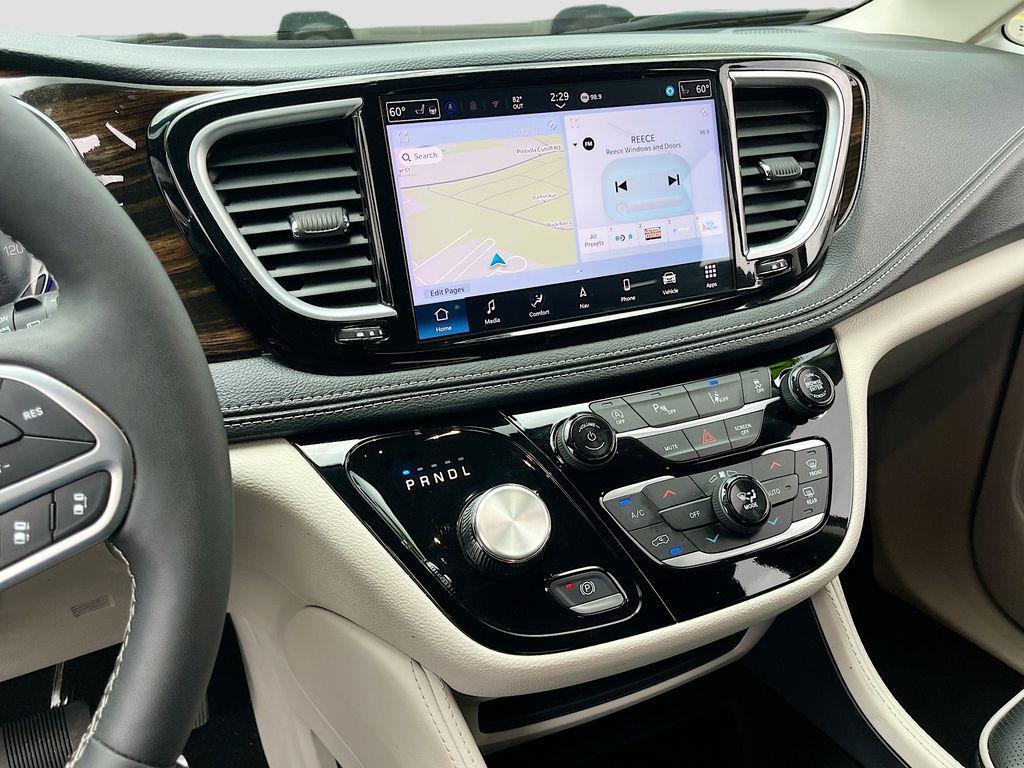 used 2024 Chrysler Pacifica car, priced at $39,991