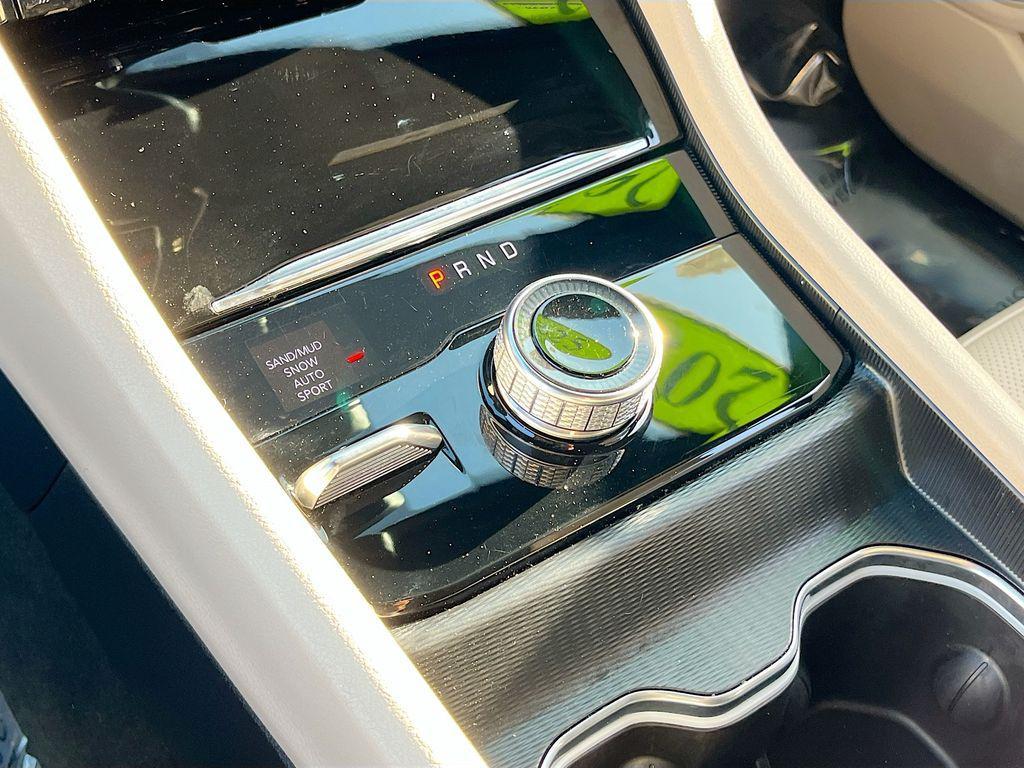 used 2025 Jeep Grand Cherokee L car, priced at $39,646