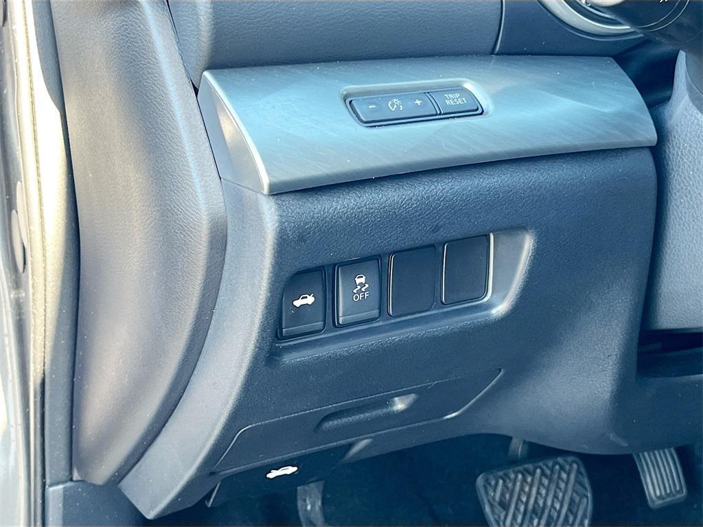 used 2017 Nissan Maxima car