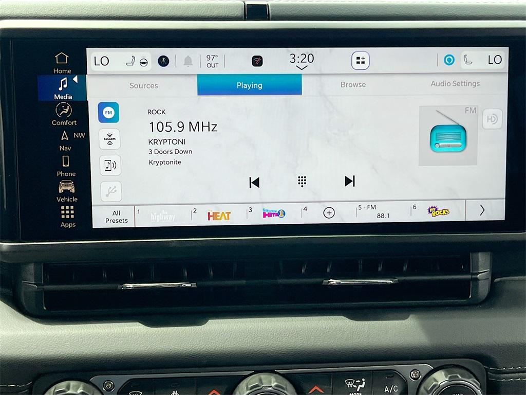 new 2025 Jeep Gladiator car, priced at $57,534