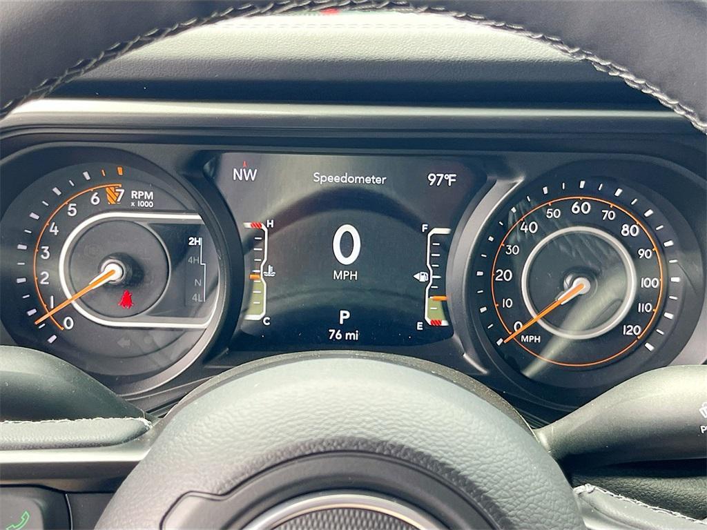 new 2025 Jeep Gladiator car, priced at $57,534