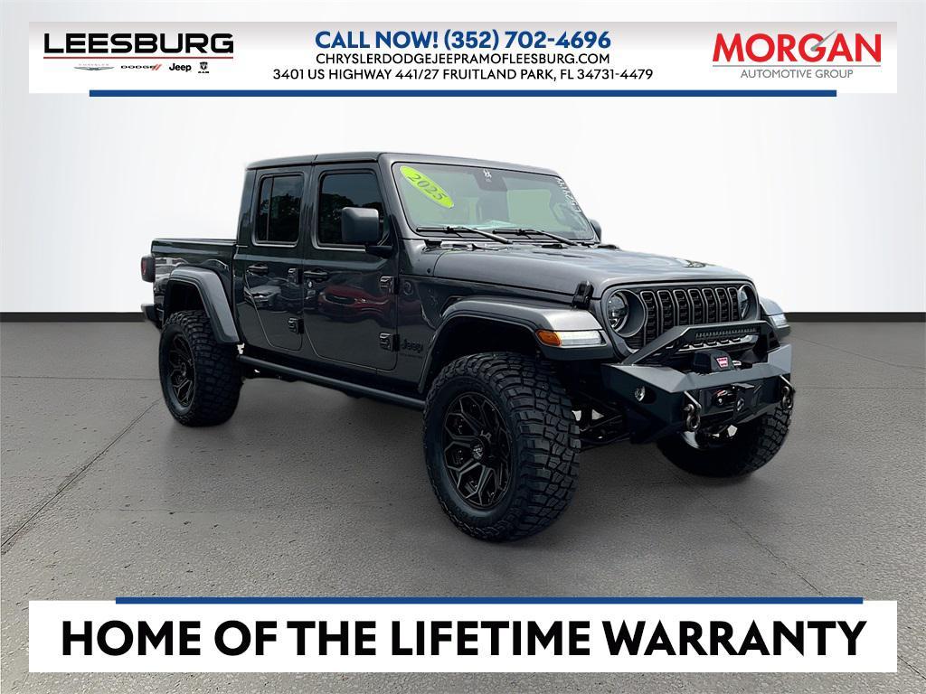 new 2025 Jeep Gladiator car, priced at $57,534