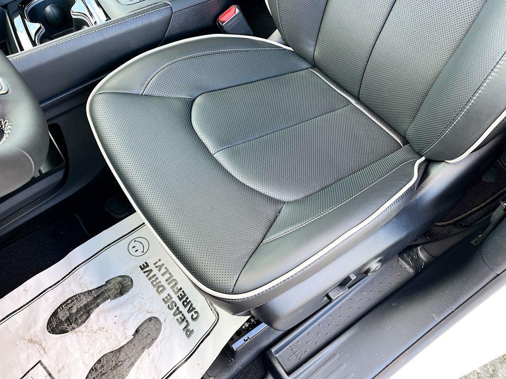 new 2026 Chrysler Pacifica car, priced at $45,487