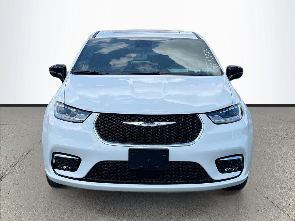 new 2026 Chrysler Pacifica car, priced at $45,487