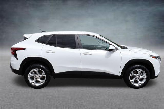 used 2025 Chevrolet Trax car, priced at $21,686
