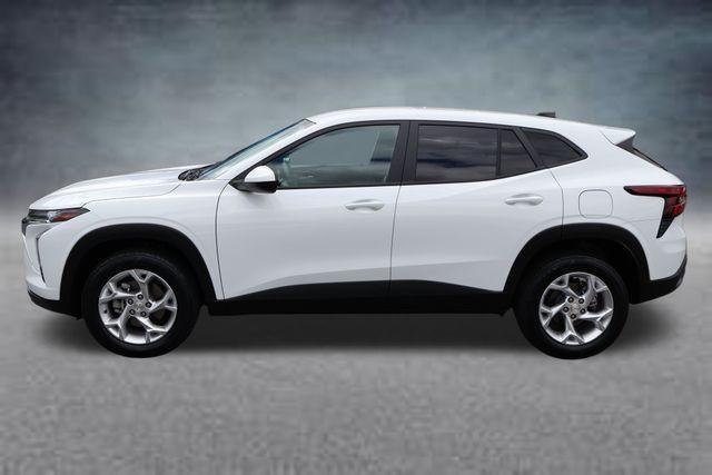 used 2025 Chevrolet Trax car, priced at $21,686