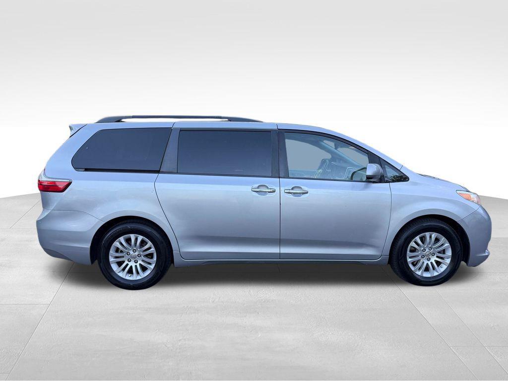 used 2015 Toyota Sienna car, priced at $14,675