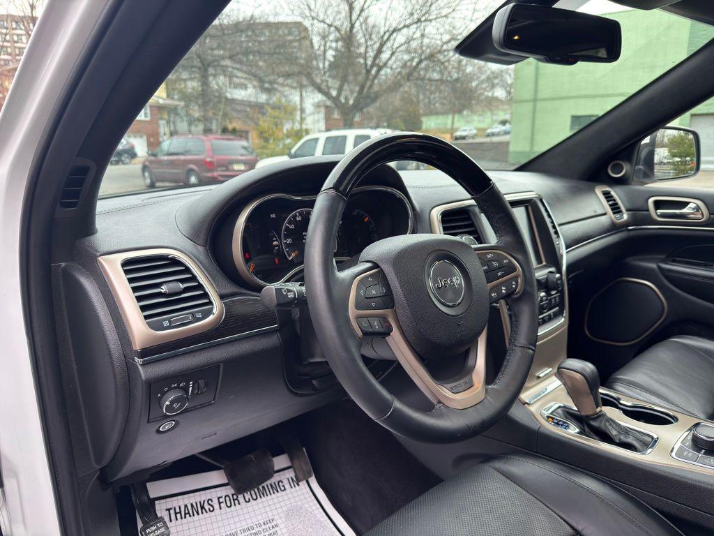 used 2016 Jeep Grand Cherokee car, priced at $15,880