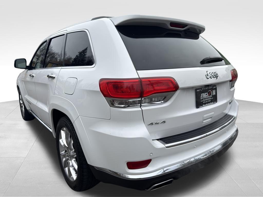 used 2016 Jeep Grand Cherokee car, priced at $15,880