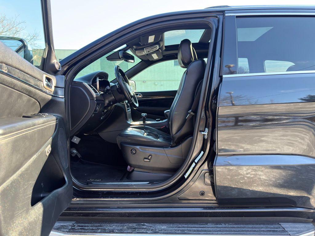 used 2014 Jeep Grand Cherokee car, priced at $8,780