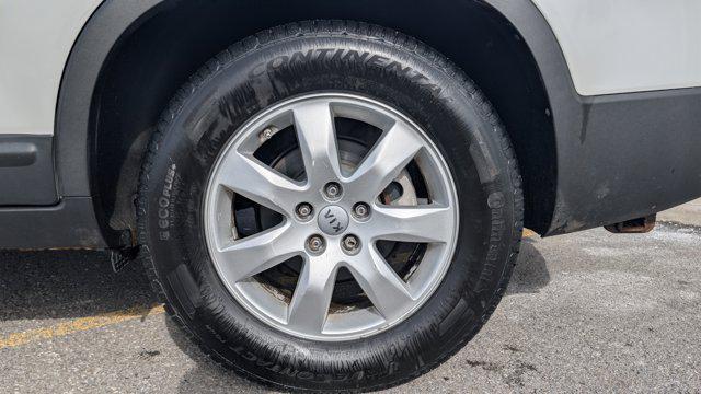 used 2013 Kia Sorento car, priced at $7,990