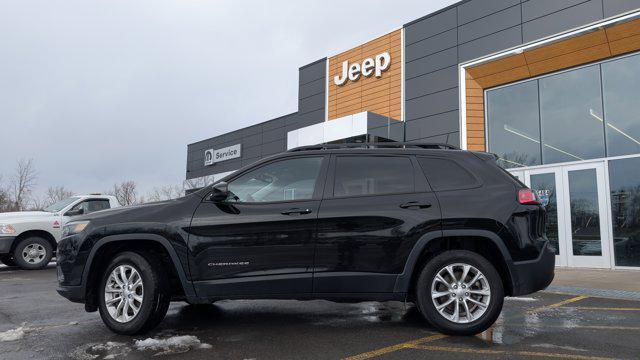 used 2022 Jeep Cherokee car, priced at $15,990