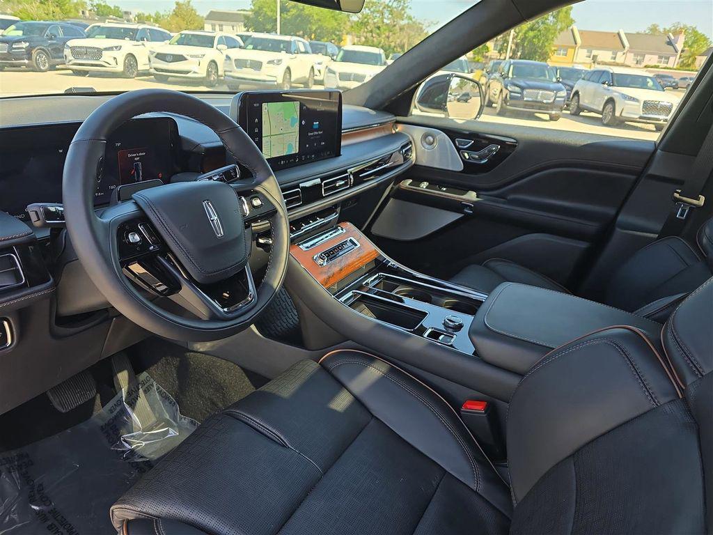 used 2025 Lincoln Aviator car, priced at $75,350