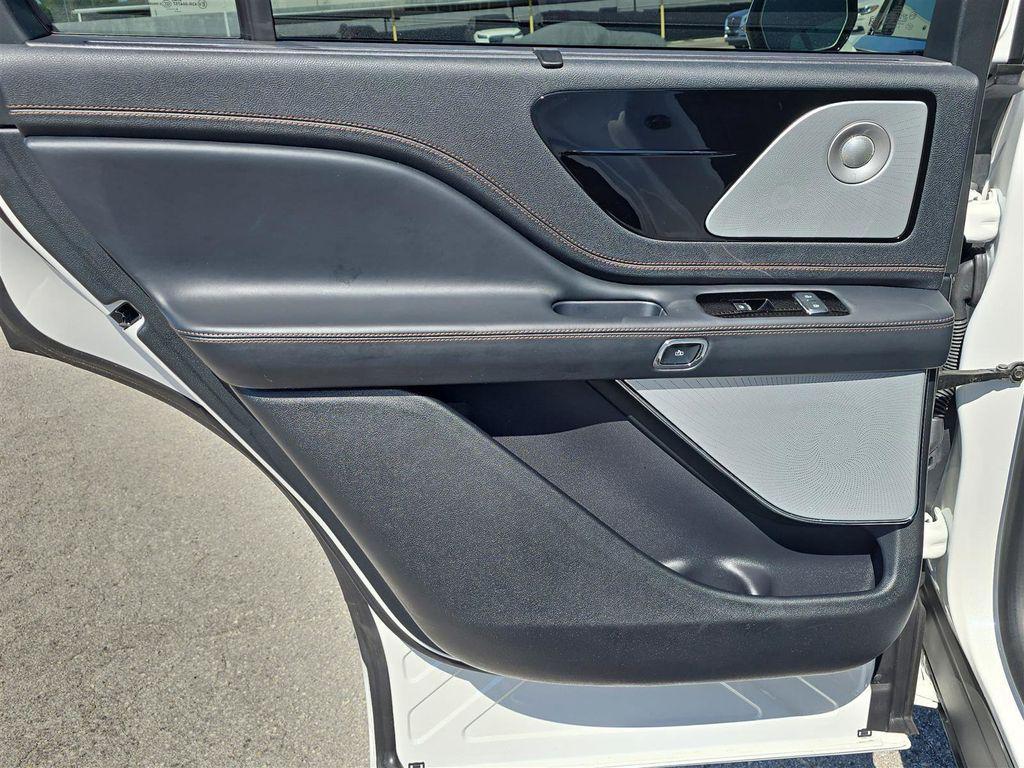 used 2025 Lincoln Aviator car, priced at $75,350