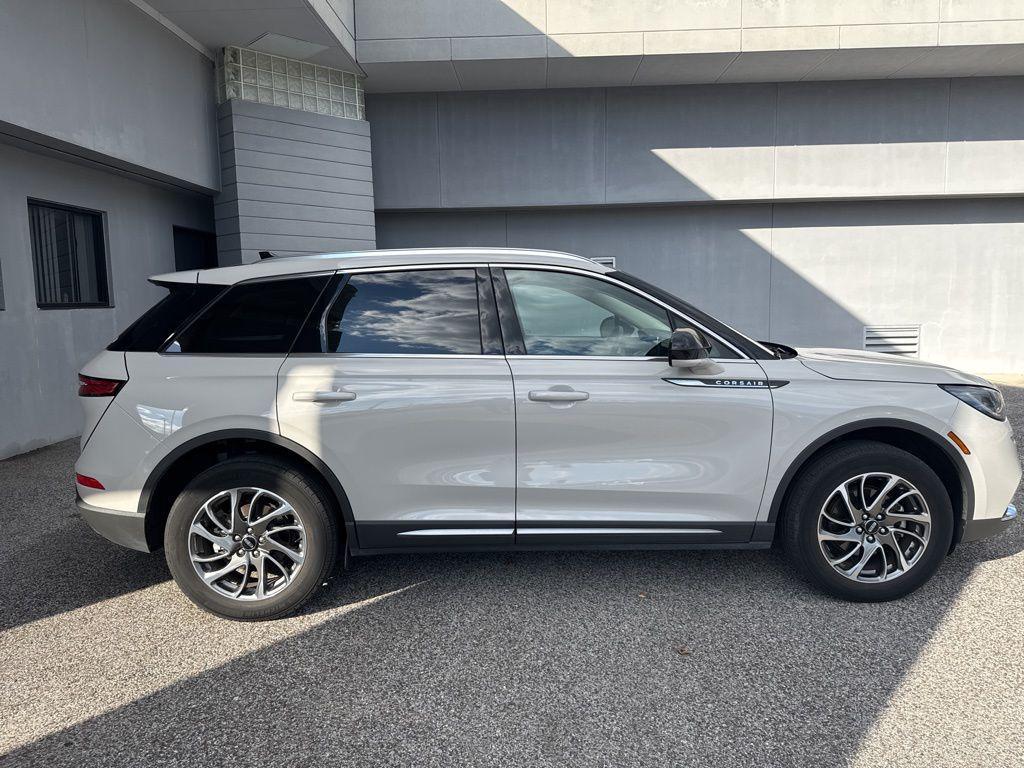 used 2022 Lincoln Corsair car, priced at $22,498