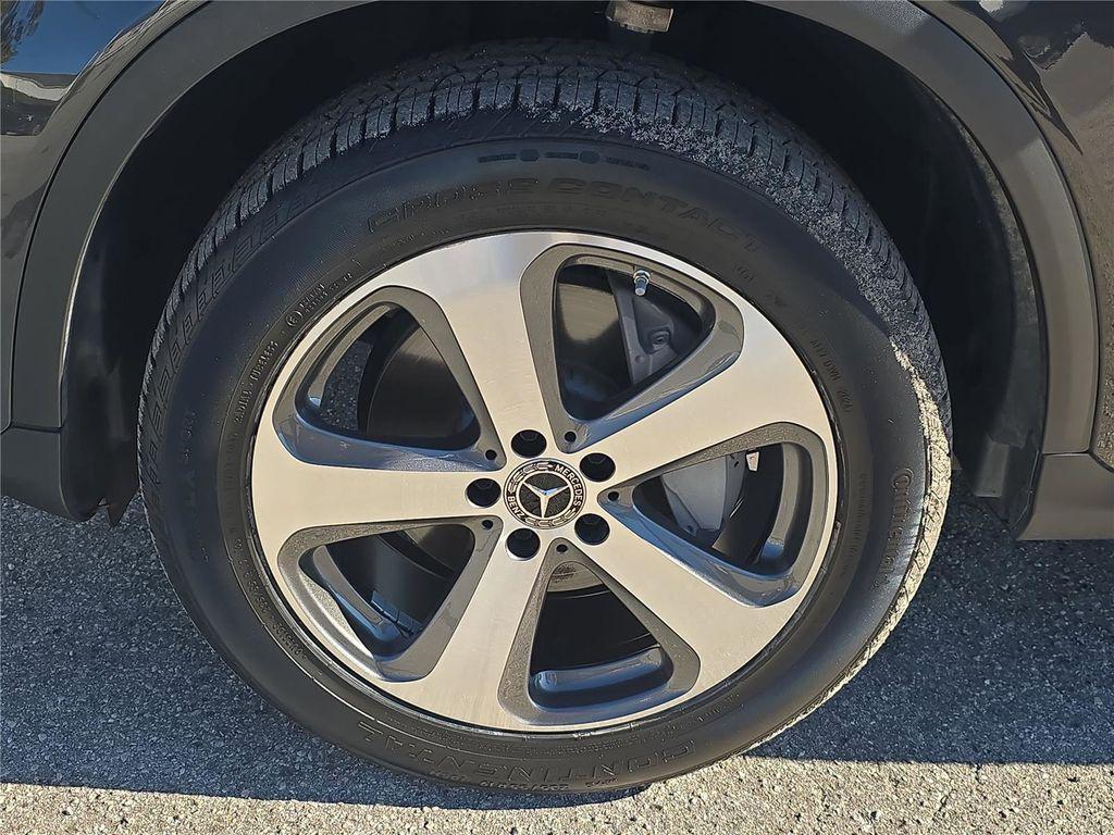 used 2023 Mercedes-Benz GLC 300 car, priced at $43,498