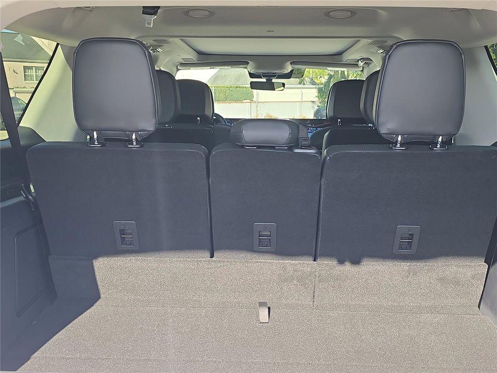 new 2026 Lincoln Navigator car, priced at $108,340