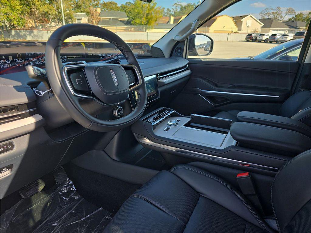 new 2026 Lincoln Navigator car, priced at $108,340